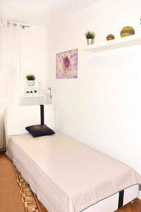 Apartman Vlaska 78 ซาเกร็บ ภายนอก รูปภาพ